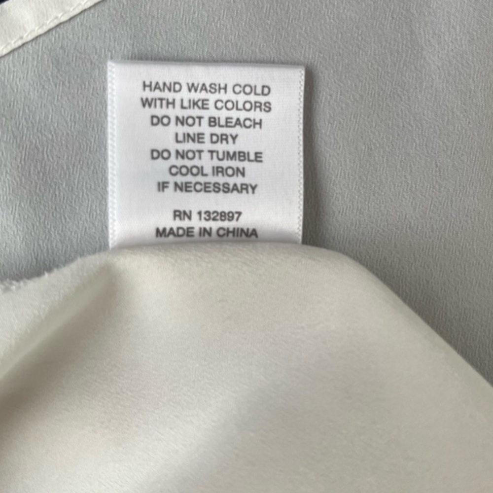 90# Rose & Olive Cream Sleeveless Blouse with Ruffle Details - Picture 6 of 8